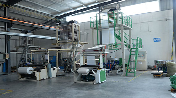 生物降解袋的生產技術難（nán）點由純宇環保技術（shù）團隊解決